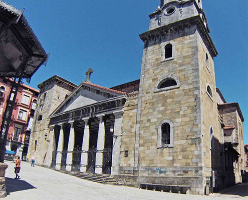 Eglise Santa María